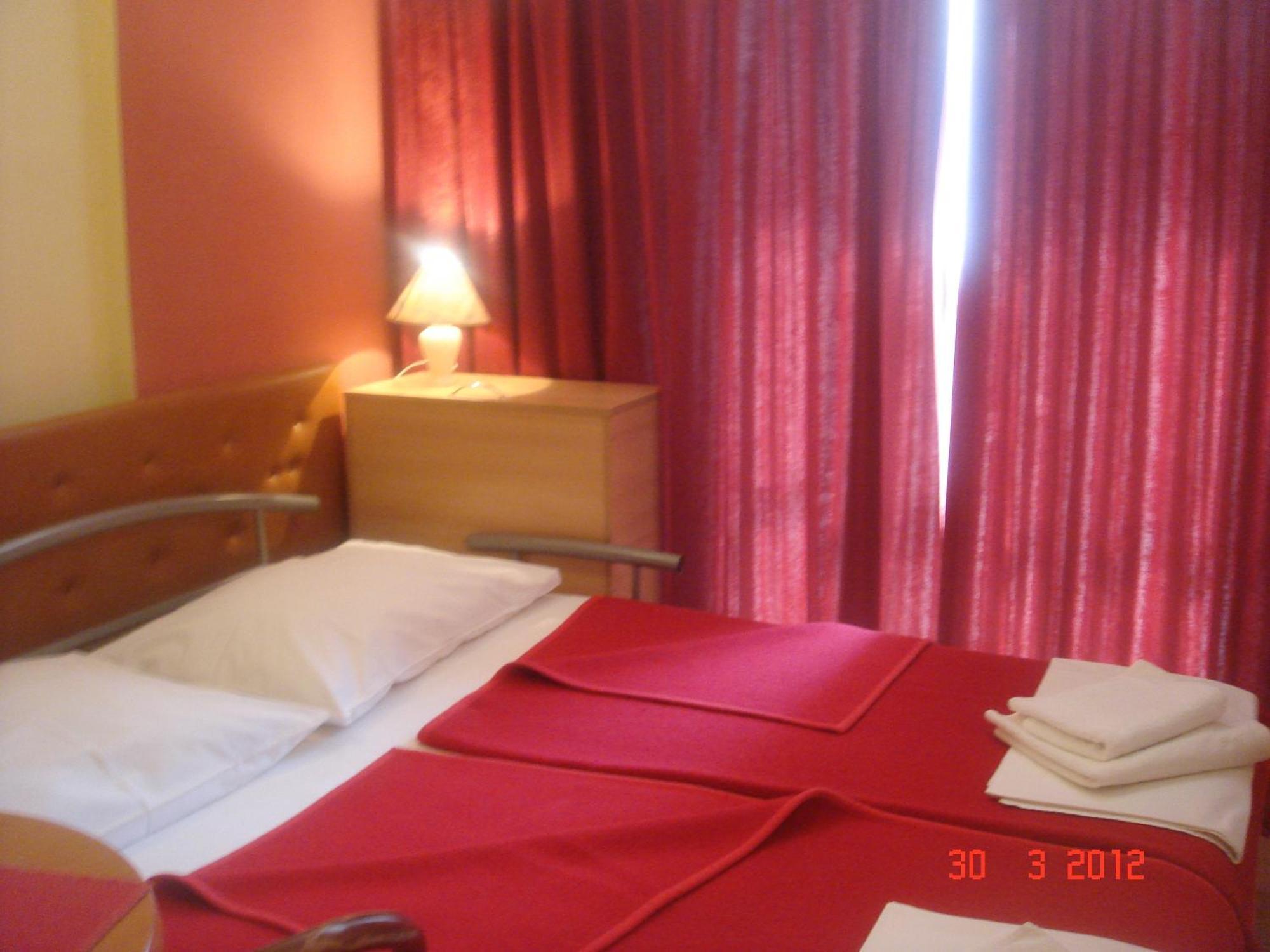 Aparthotel Pecic 格拉达茨 外观 照片