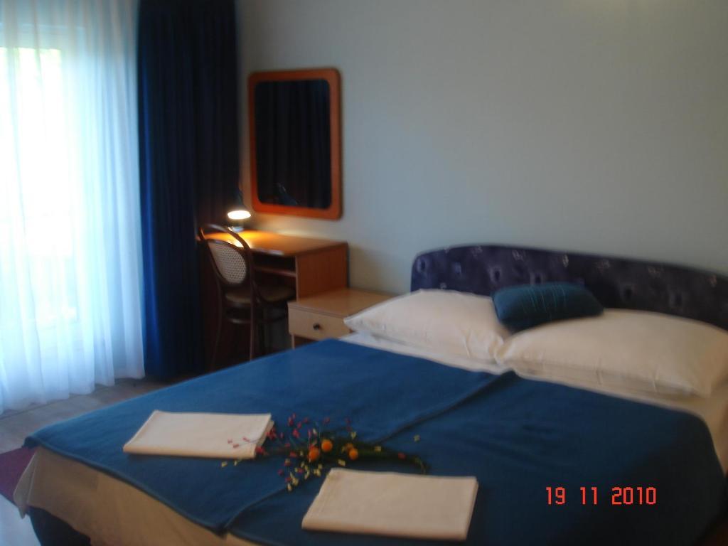 Aparthotel Pecic 格拉达茨 外观 照片