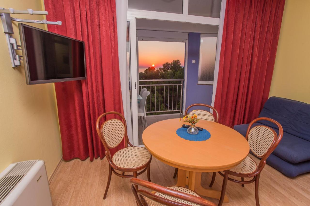 Aparthotel Pecic 格拉达茨 外观 照片