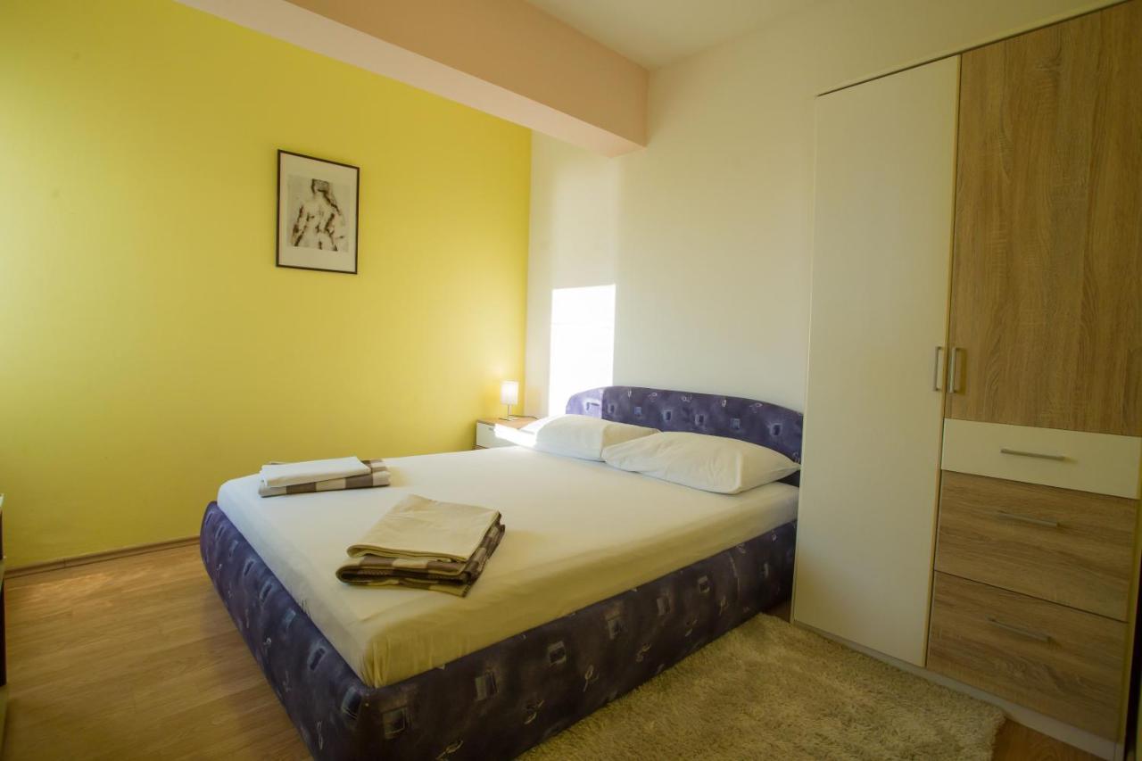 Aparthotel Pecic 格拉达茨 外观 照片